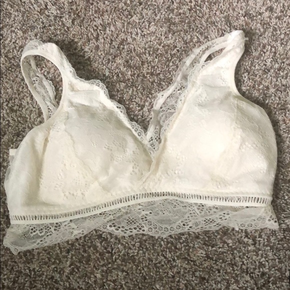 Bralettes - Picture 3 of 6